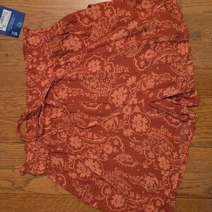 ARIZONA JEAN CO BRAND WOMEN'S JUNIORS RED PAISLEY SUMMER SHORTS SIZE XS